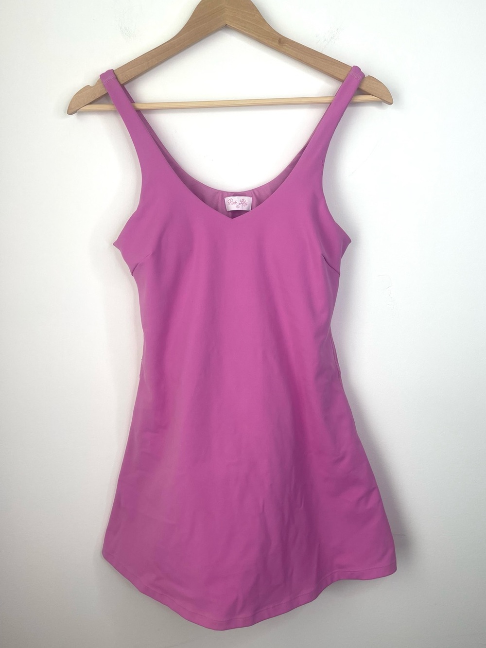 Pink Lily Magenta V-Neck tennis Dress size small